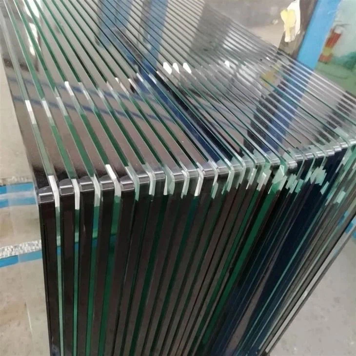 railing-glass8846b7f2-88d0-4d90-a6da-ff0b674576db(001)